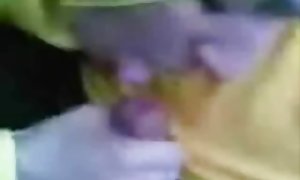 شوهر زن زانیه اجازه خود را به یک رابطه جنسی سخت با یک ماچو مودار