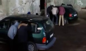 کودک بروک لی آدامز با داغ هیجان زده پسر