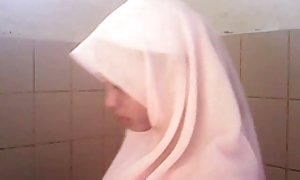 مرد نوشته شده در فرم خالص ، که در آن مرتب در چهره یک دوست