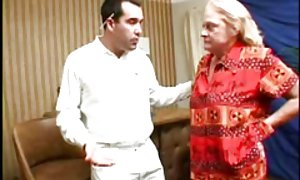 هیجان زده عاشق موسیقی شریک را متقاعد به داشتن رابطه جنسی