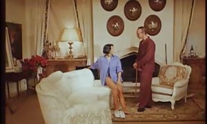 روسیه در شلوار چسبان سیاه و پر سر و صدا در زبان یک شوهر خواب کردم و یک مقعد بد