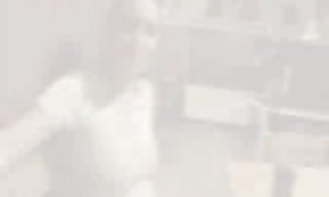 به, هتل, منشی در طول رابطه جنسی فریاد نمی, مهمان وحشیانه درج در دهان او به عنوان یک
